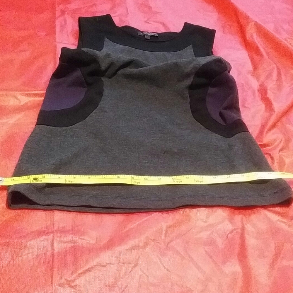 ๐ป๐ Dress - Picture 8 of 10